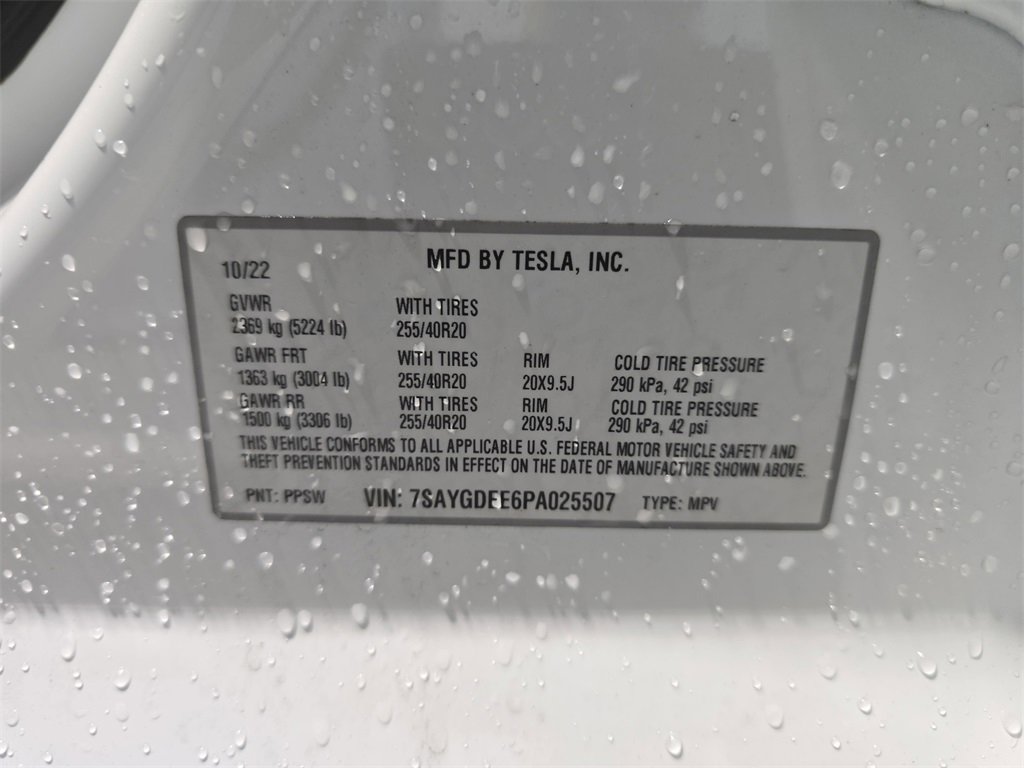Used 2023 Tesla Model Y Long Range image 32