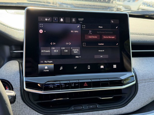Certified 2023 Jeep Compass Latitude AWD/4WD image 32