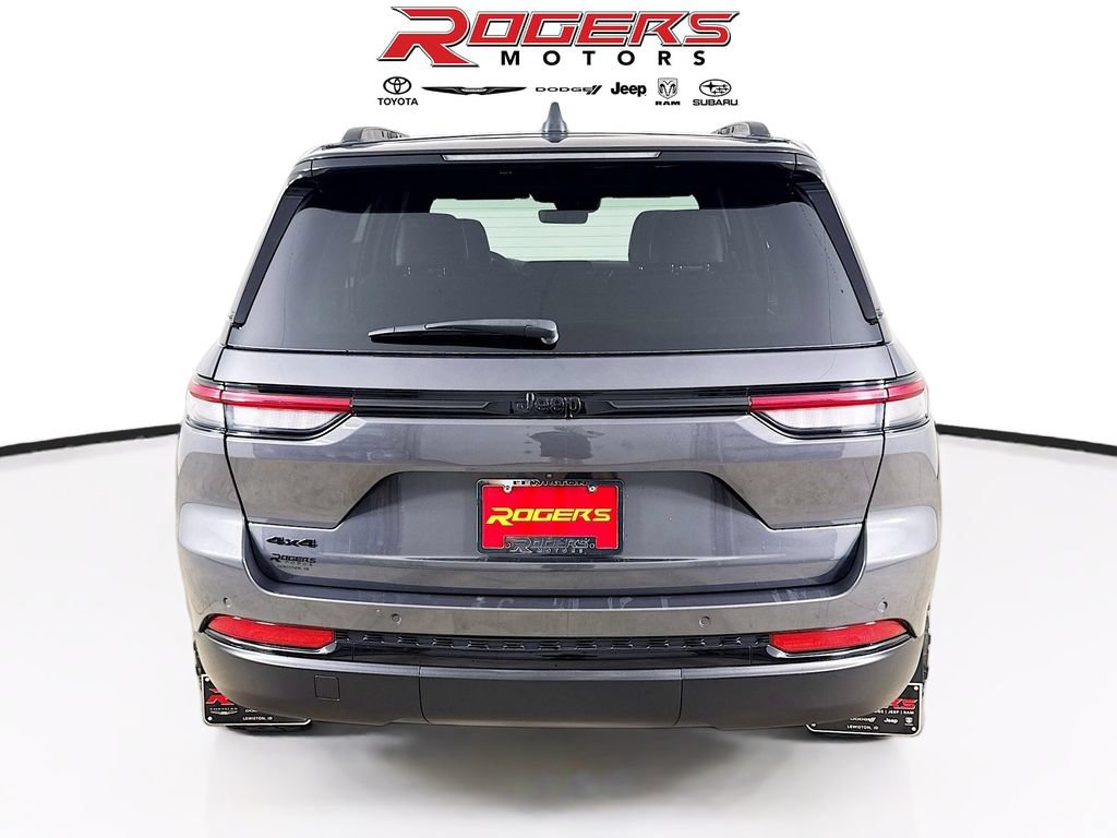 Certified 2025 Jeep Grand Cherokee Altitude AWD/4WD image 7