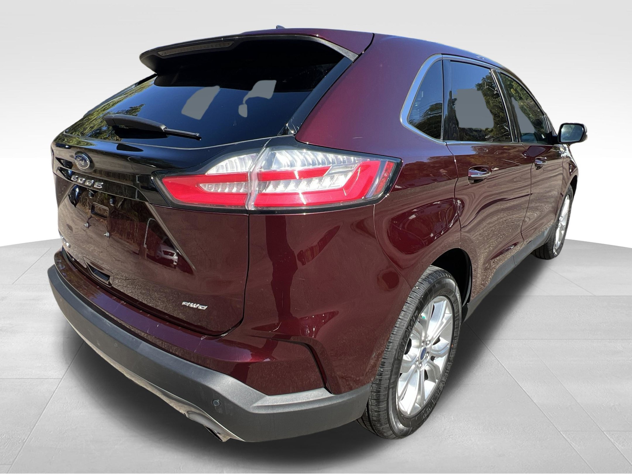 Used 2022 Ford Edge Titanium AWD/4WD image 7