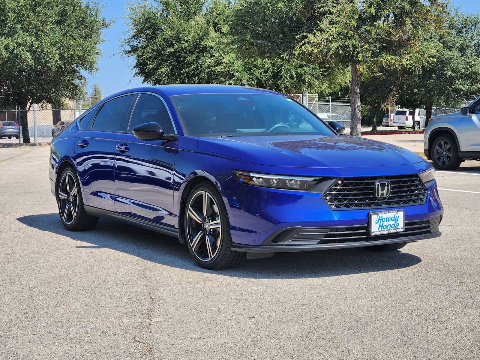 Used 2023 Honda Accord Sport image 3