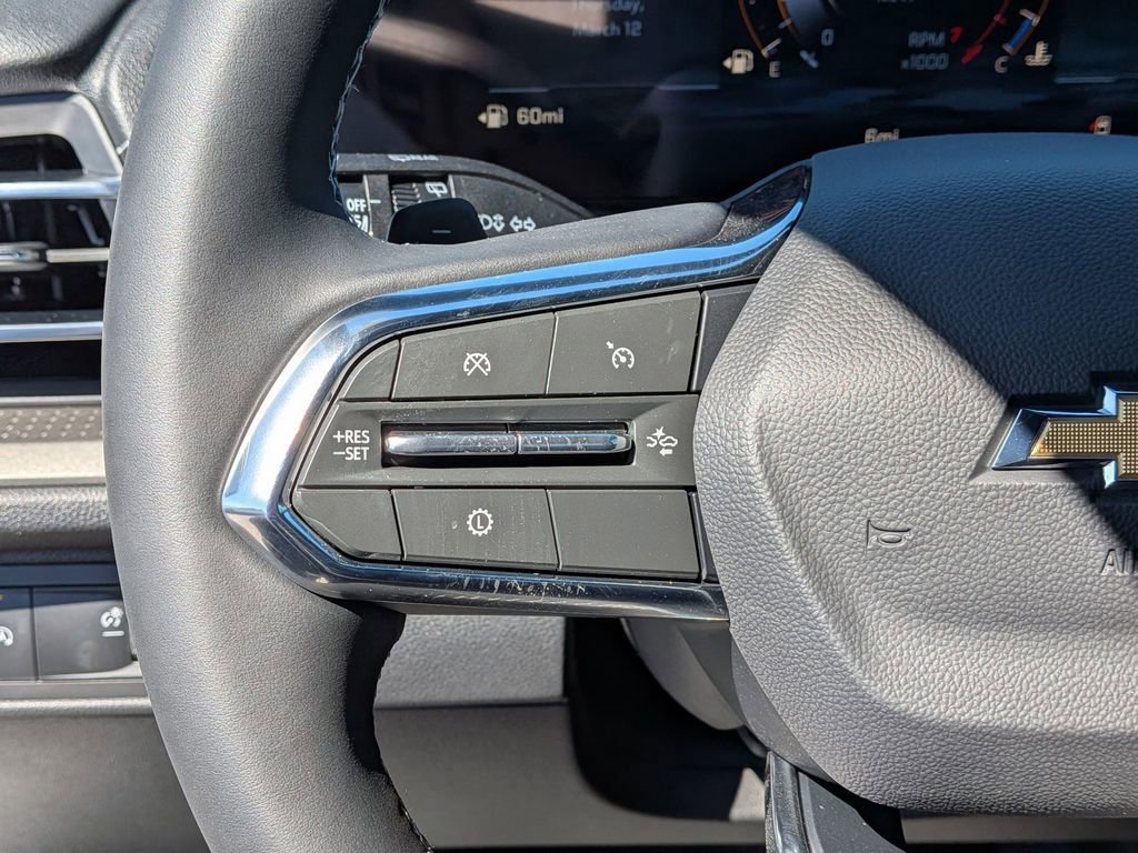 New 2026 Chevrolet Traverse LT w/ LPO, Floor Liner Package FWD image 17