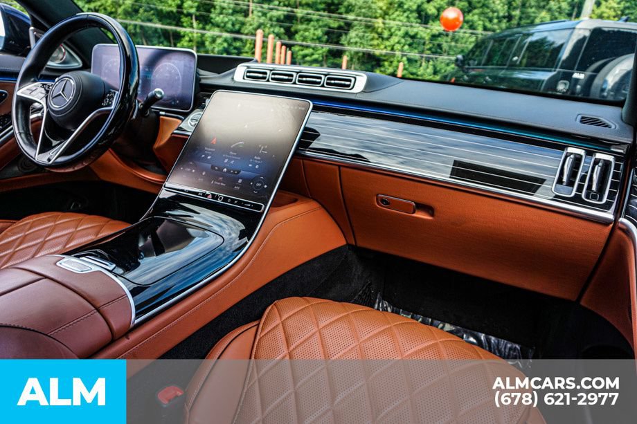 Used 2022 Mercedes-Benz S 580 4MATIC Sedan w/ AMG Line Package image 23