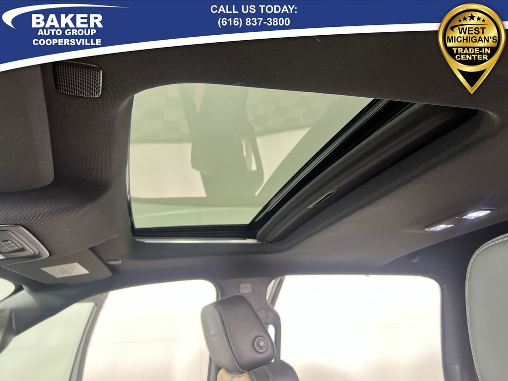 Used 2021 Chevrolet Silverado 1500 High Country w/ Technology Package image 20