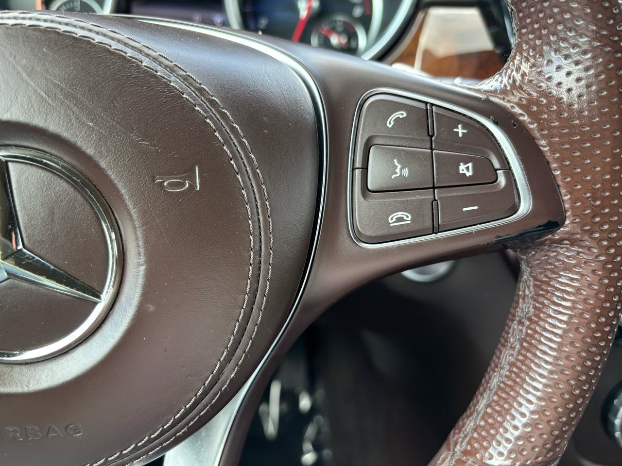 Used 2018 Mercedes-Benz GLS 450 4MATIC image 33