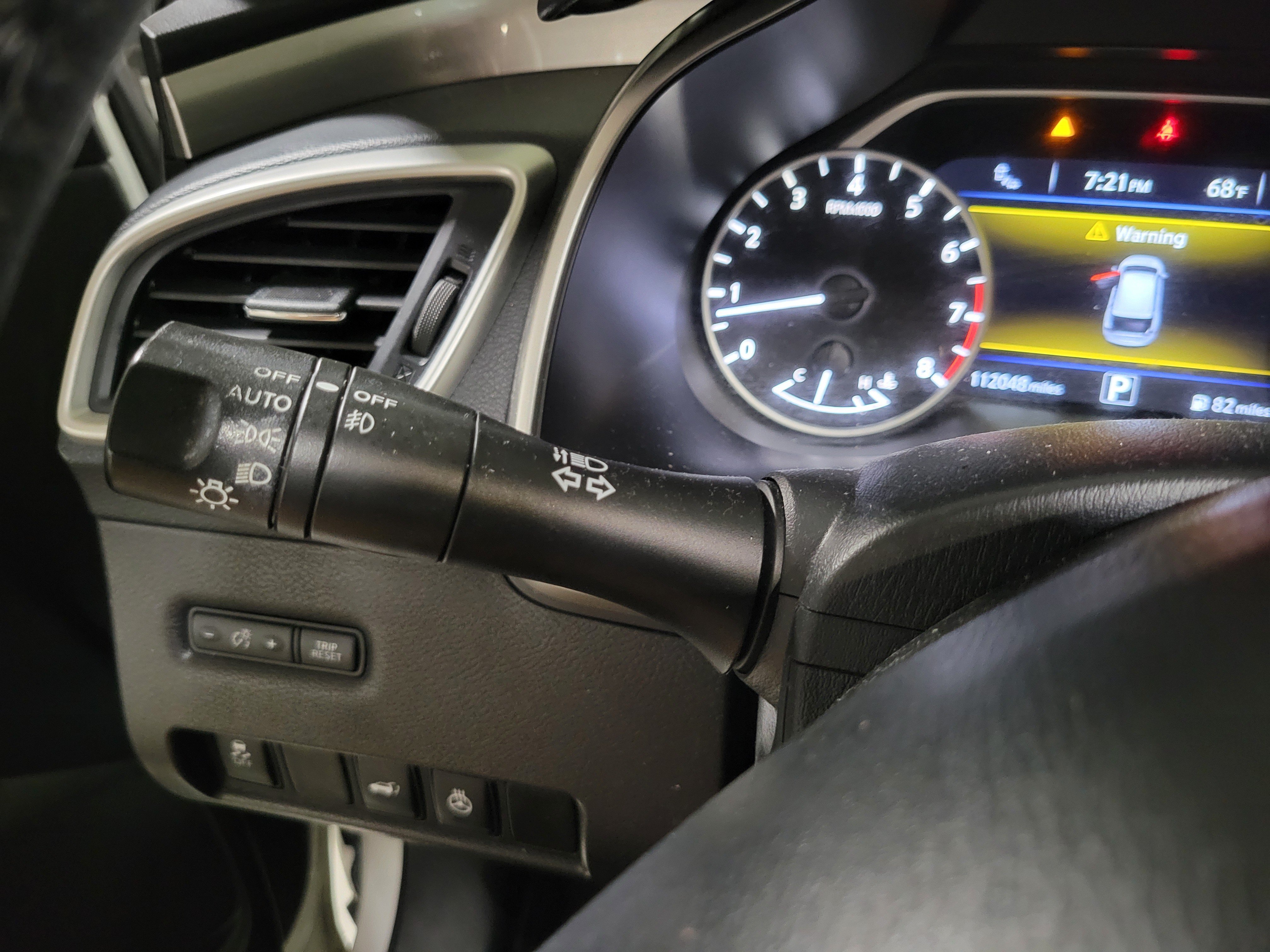 Used 2015 Nissan Murano Platinum w/ Platinum Technology Package FWD image 27