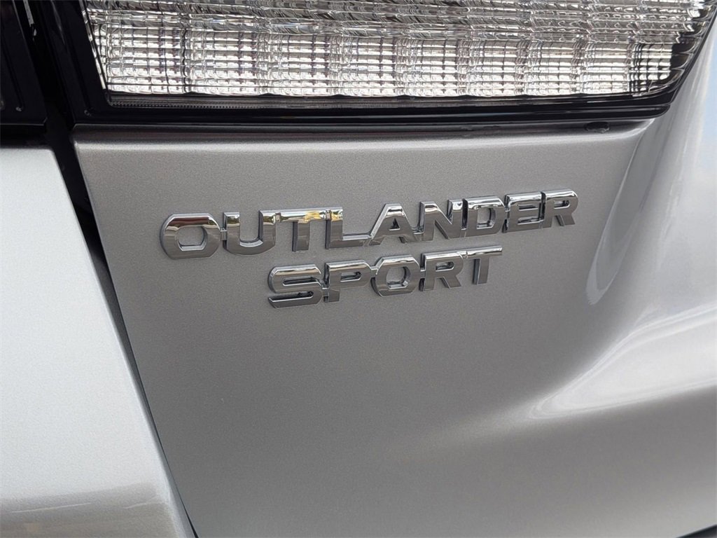 New 2025 Mitsubishi Outlander Sport SE image 10