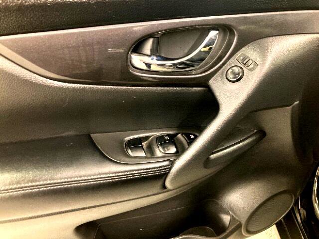 Used 2020 Nissan Rogue SV image 24