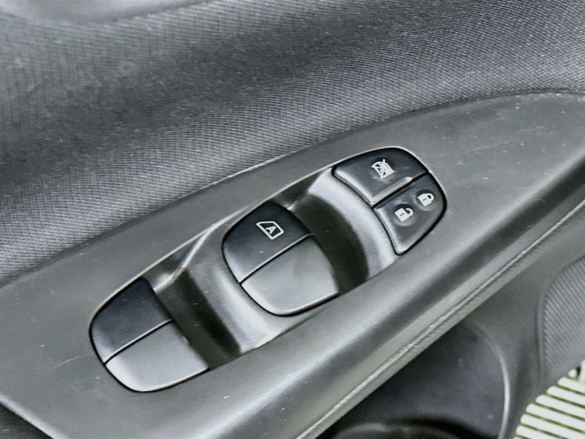Used 2019 Nissan Sentra S FWD image 15