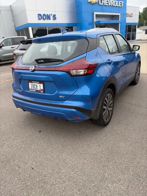 Used 2021 Nissan Kicks SV FWD image 3