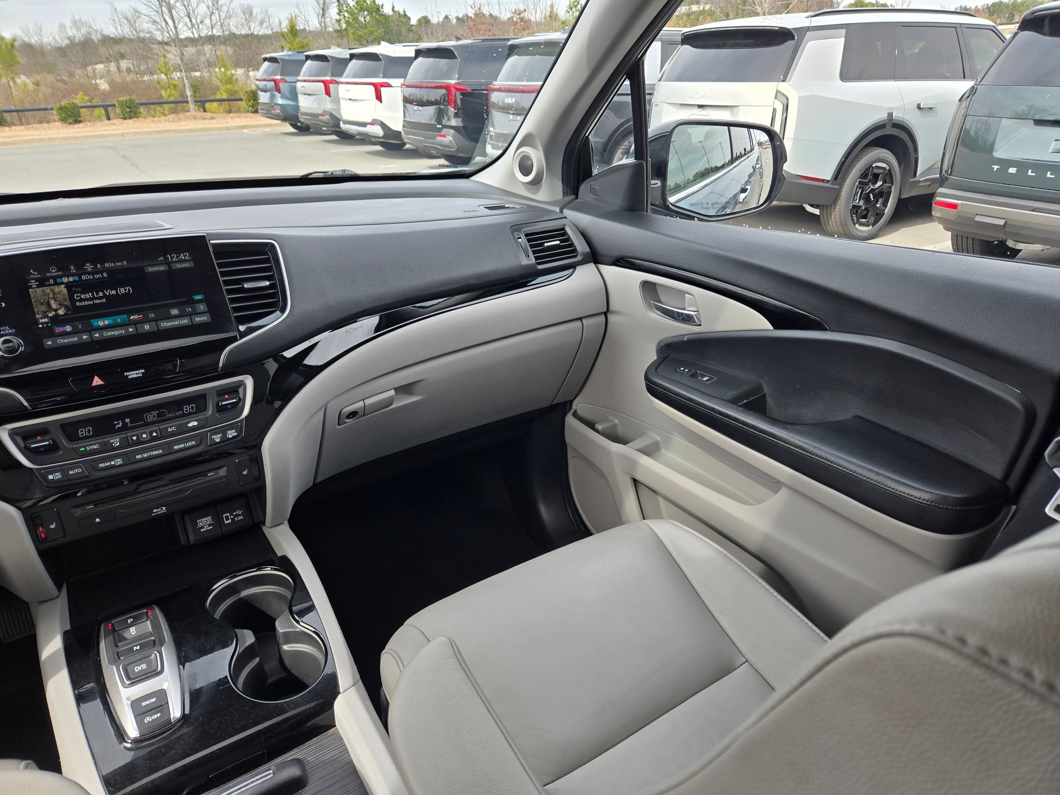 Used 2019 Honda Pilot Touring image 11