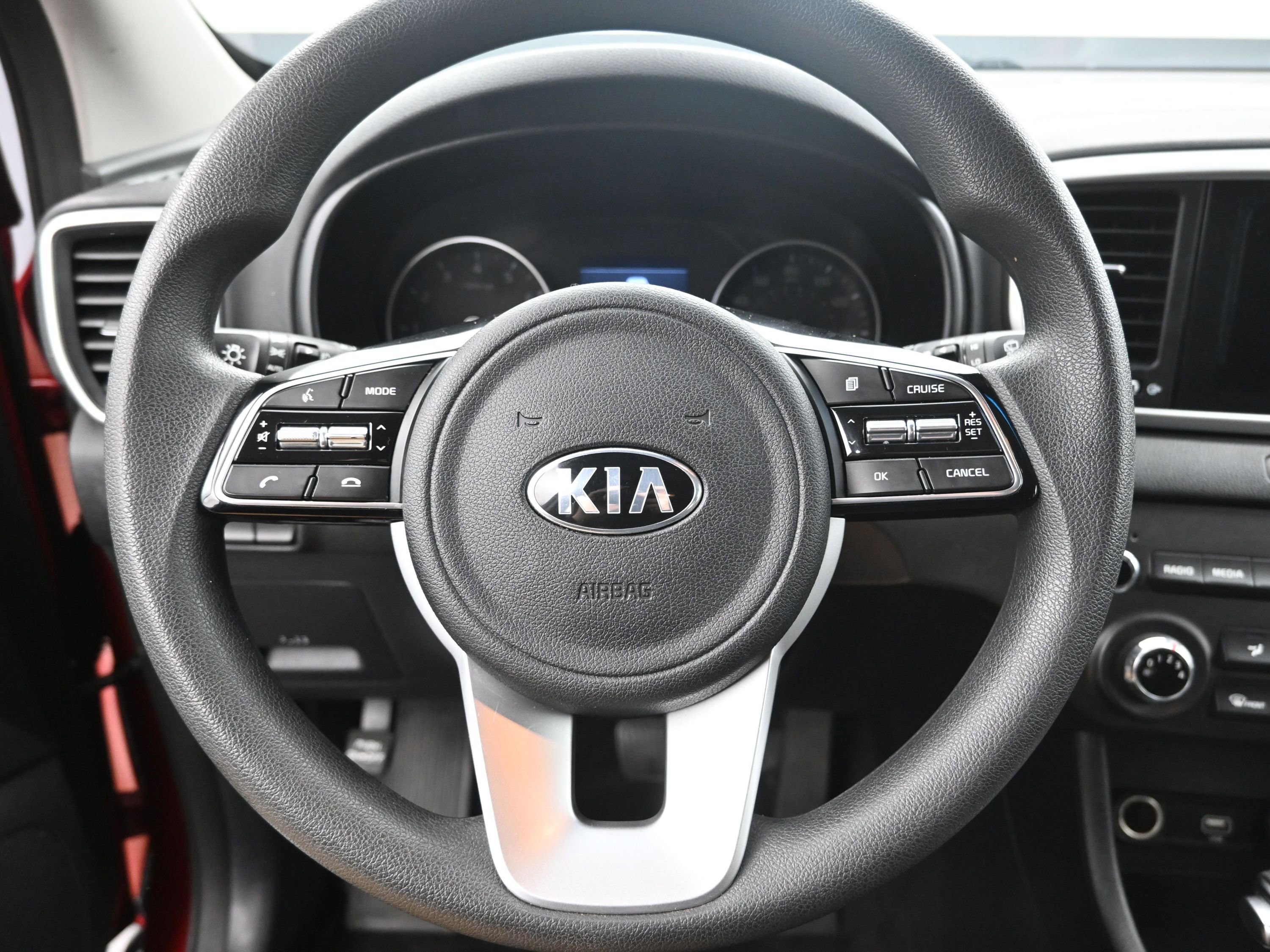 Used 2021 Kia Sportage LX AWD/4WD image 13