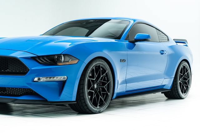 Used 2022 Ford Mustang GT Premium w/ GT Performance Package RWD image 9