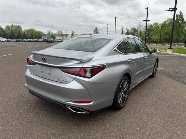 Certified 2023 Lexus ES 350 w/ Premium Package FWD image 4