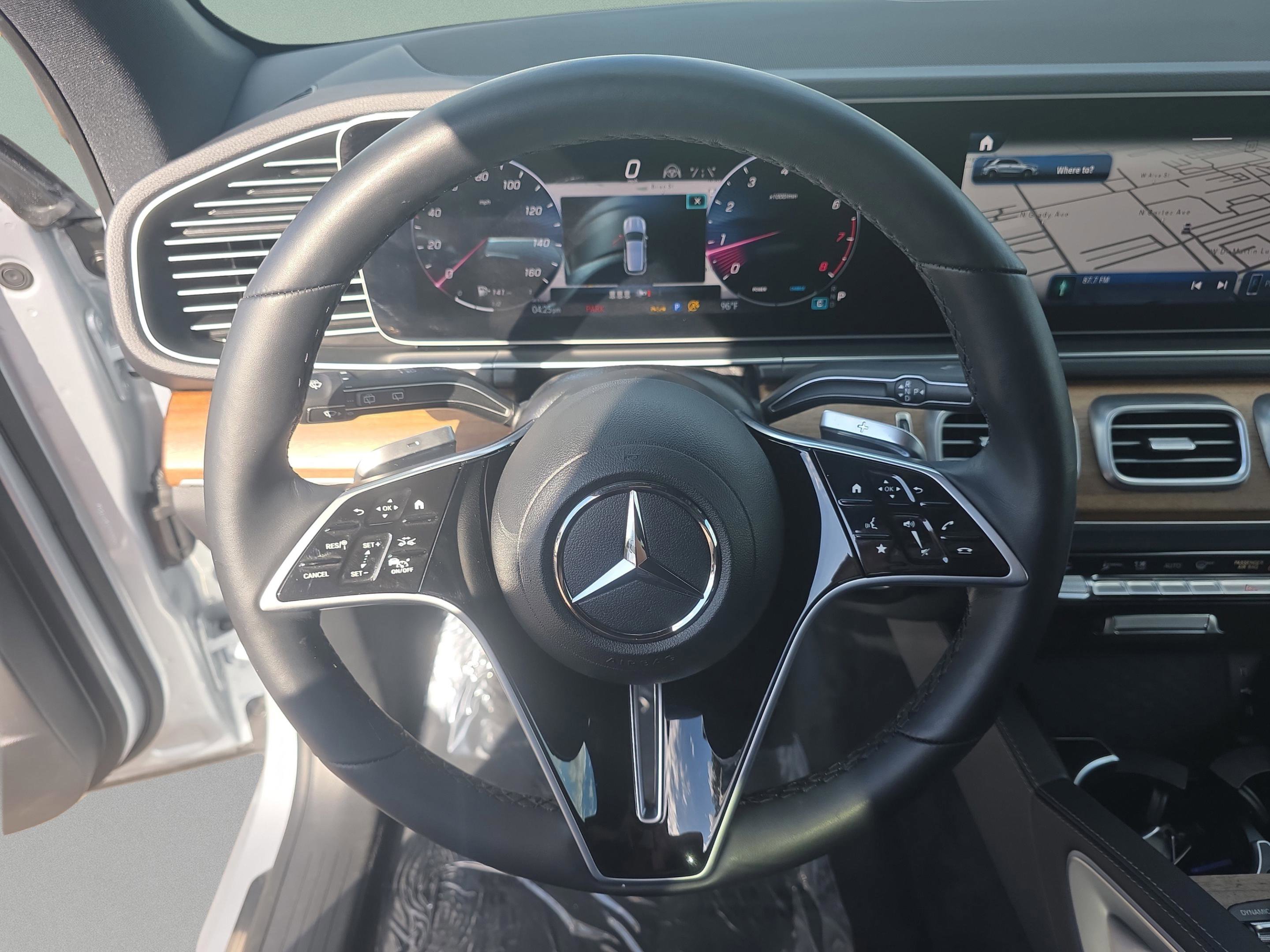 Certified 2025 Mercedes-Benz GLE 580 4MATIC image 32