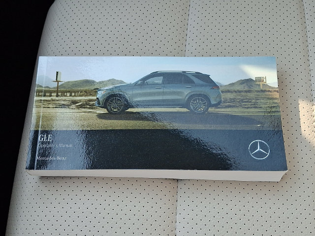 Used 2022 Mercedes-Benz GLE 350 4MATIC image 27