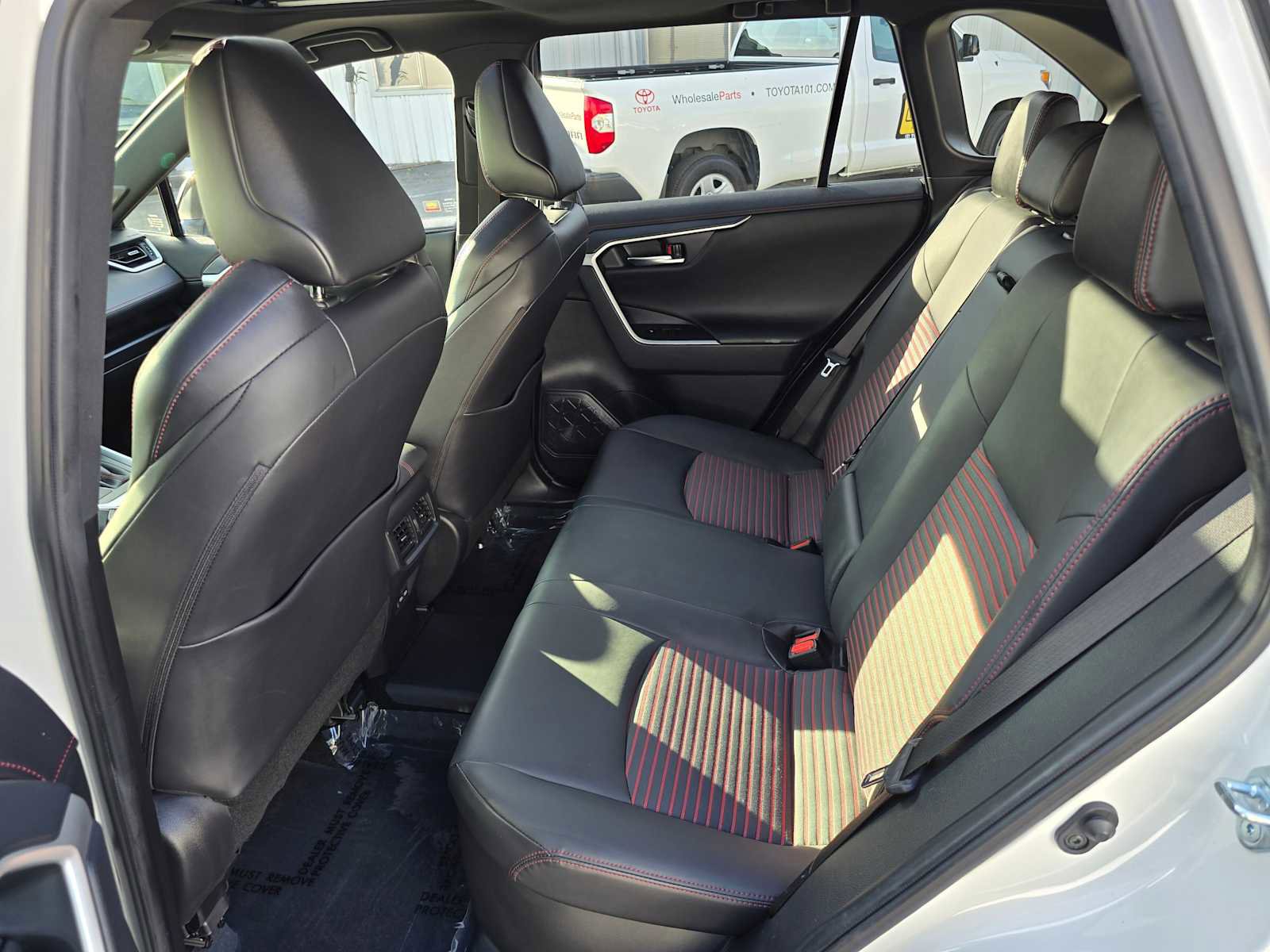 Used 2022 Toyota RAV4 XSE image 16