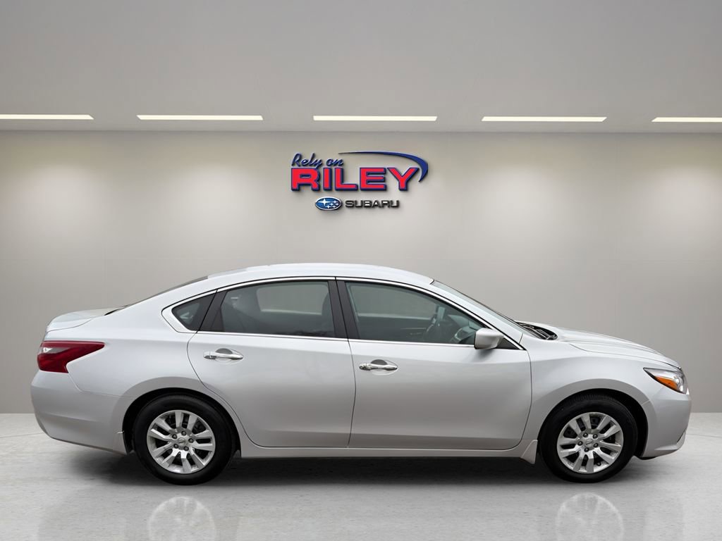 Used 2018 Nissan Altima 2.5 S w/ S Convenience Package image 6