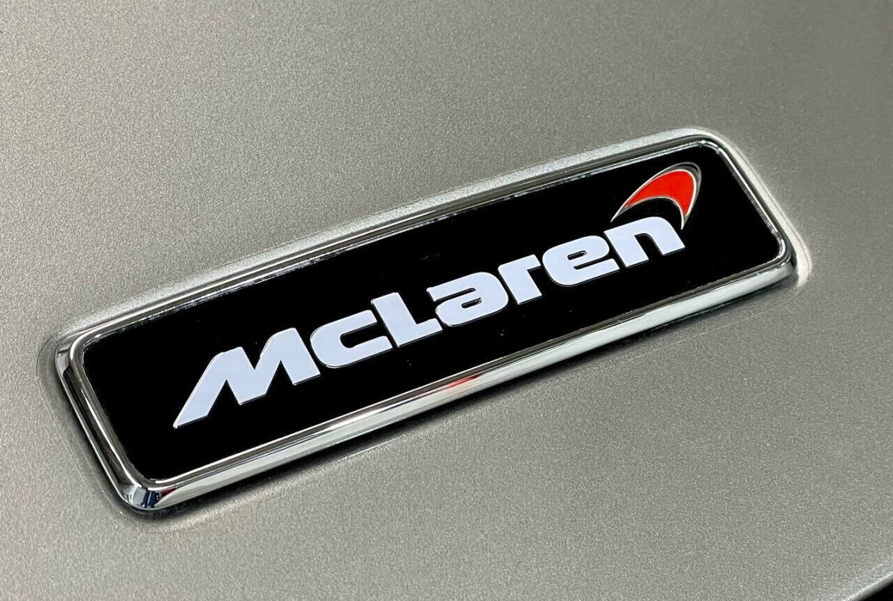 Used 2017 McLaren 570S RWD image 25