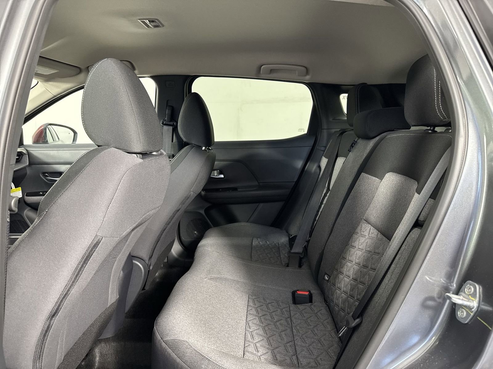 New 2025 Nissan Kicks SV image 21