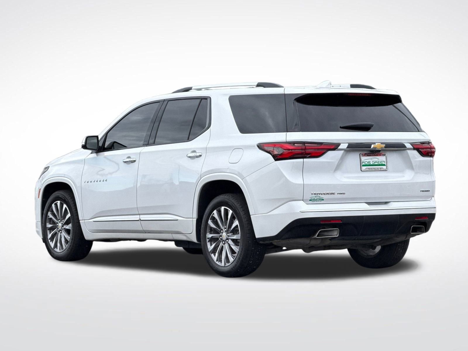 Used 2023 Chevrolet Traverse Premier w/ LPO, Floor Liner Package image 6