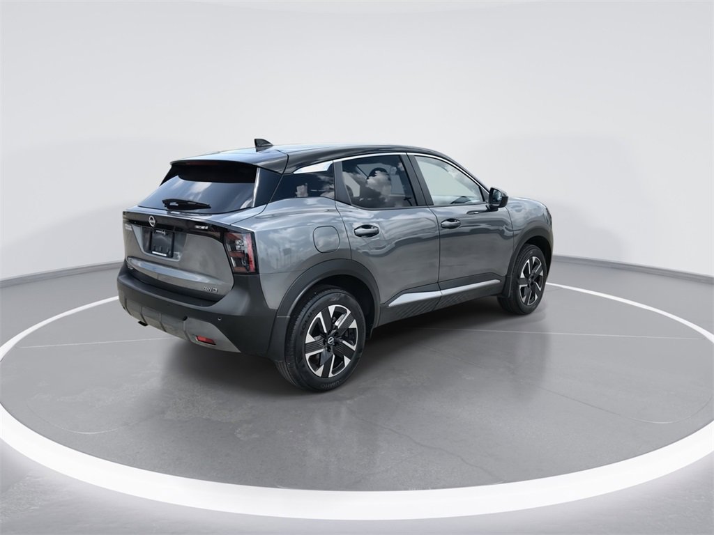 Used 2025 Nissan Kicks SV image 8