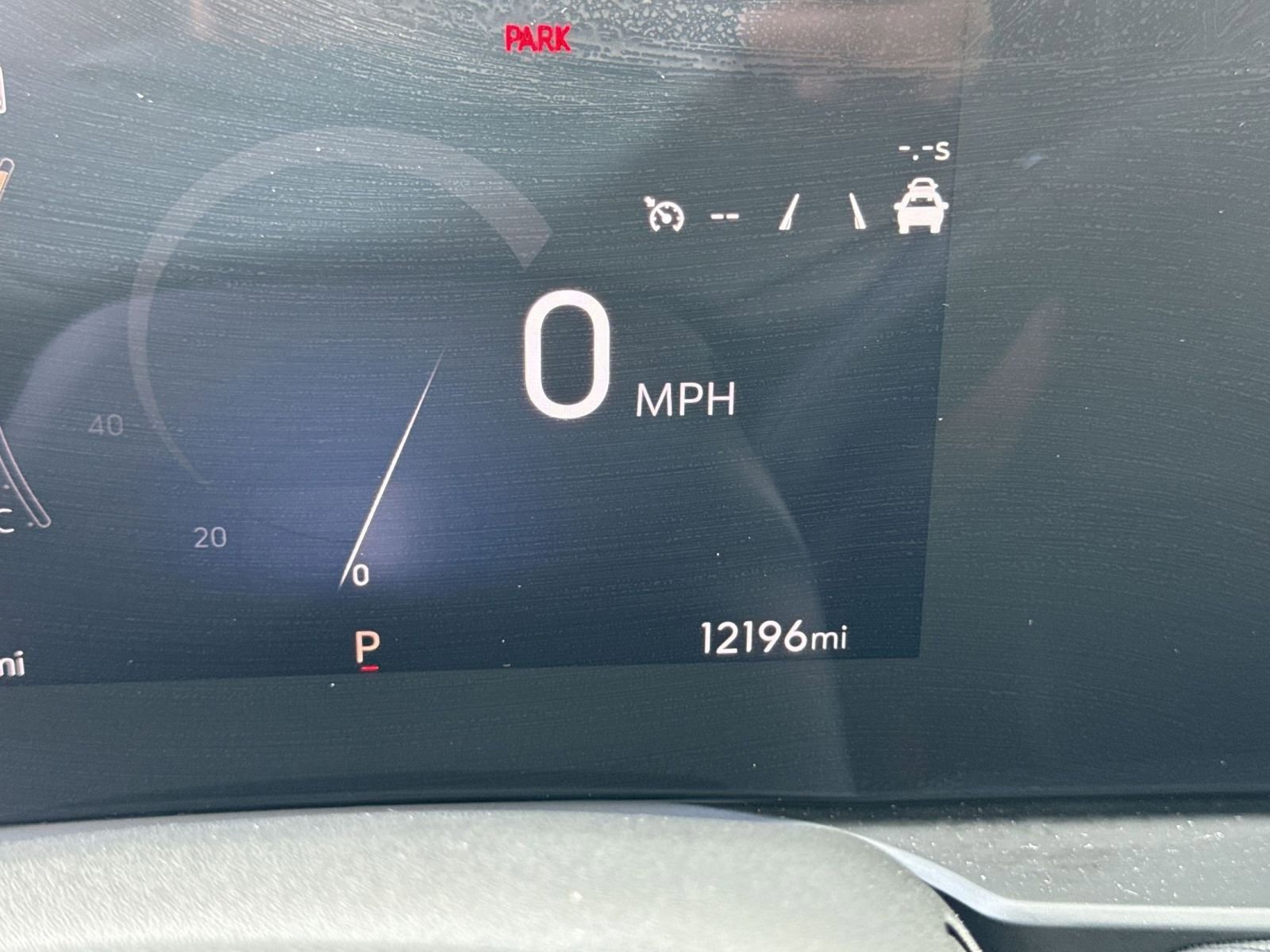 Used 2025 Buick Envista Sport Touring image 9