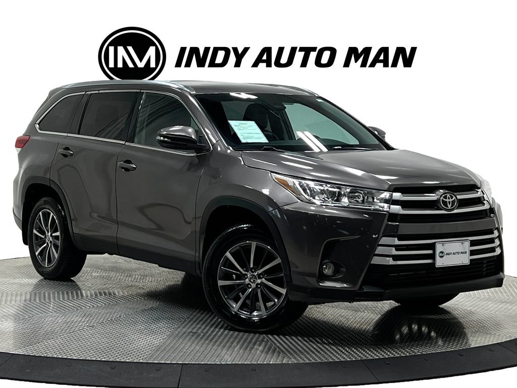 Used 2019 Toyota Highlander XLE AWD/4WD image 2