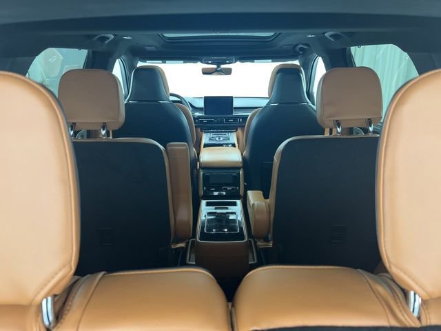 Certified 2023 Lincoln Aviator Black Label w/ Class IV Trailer Tow Package image 11