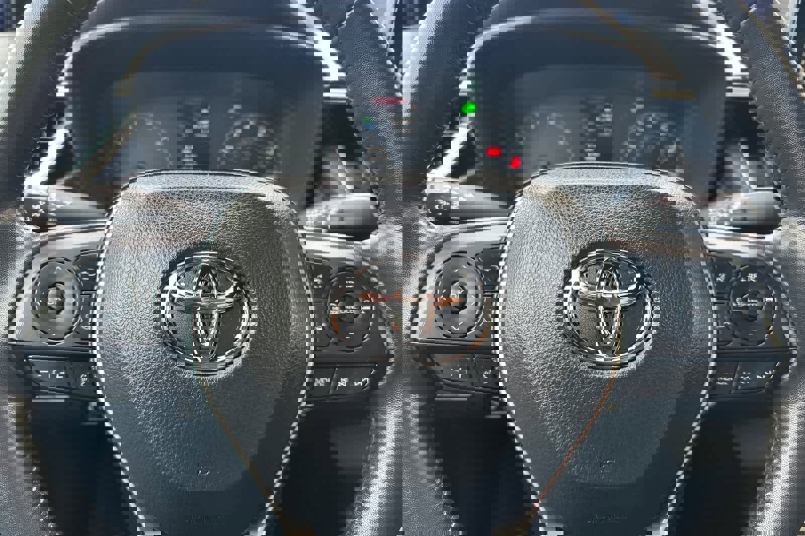 Used 2023 Toyota Corolla SE image 24