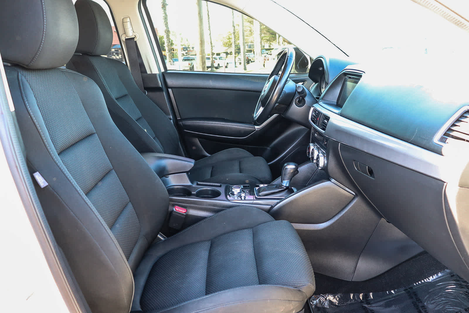 Used 2016 MAZDA CX-5 Touring image 18