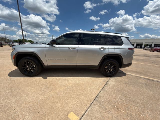 New 2026 Jeep Grand Cherokee L 4WD image 9
