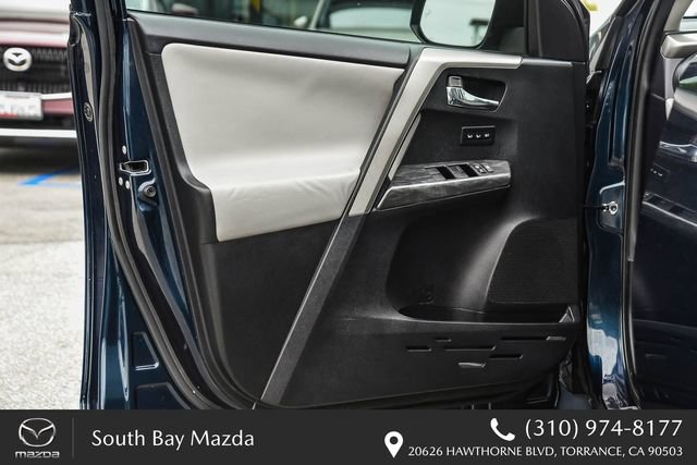 Used 2017 Toyota RAV4 Platinum w/ All Weather Liner Package FWD image 23