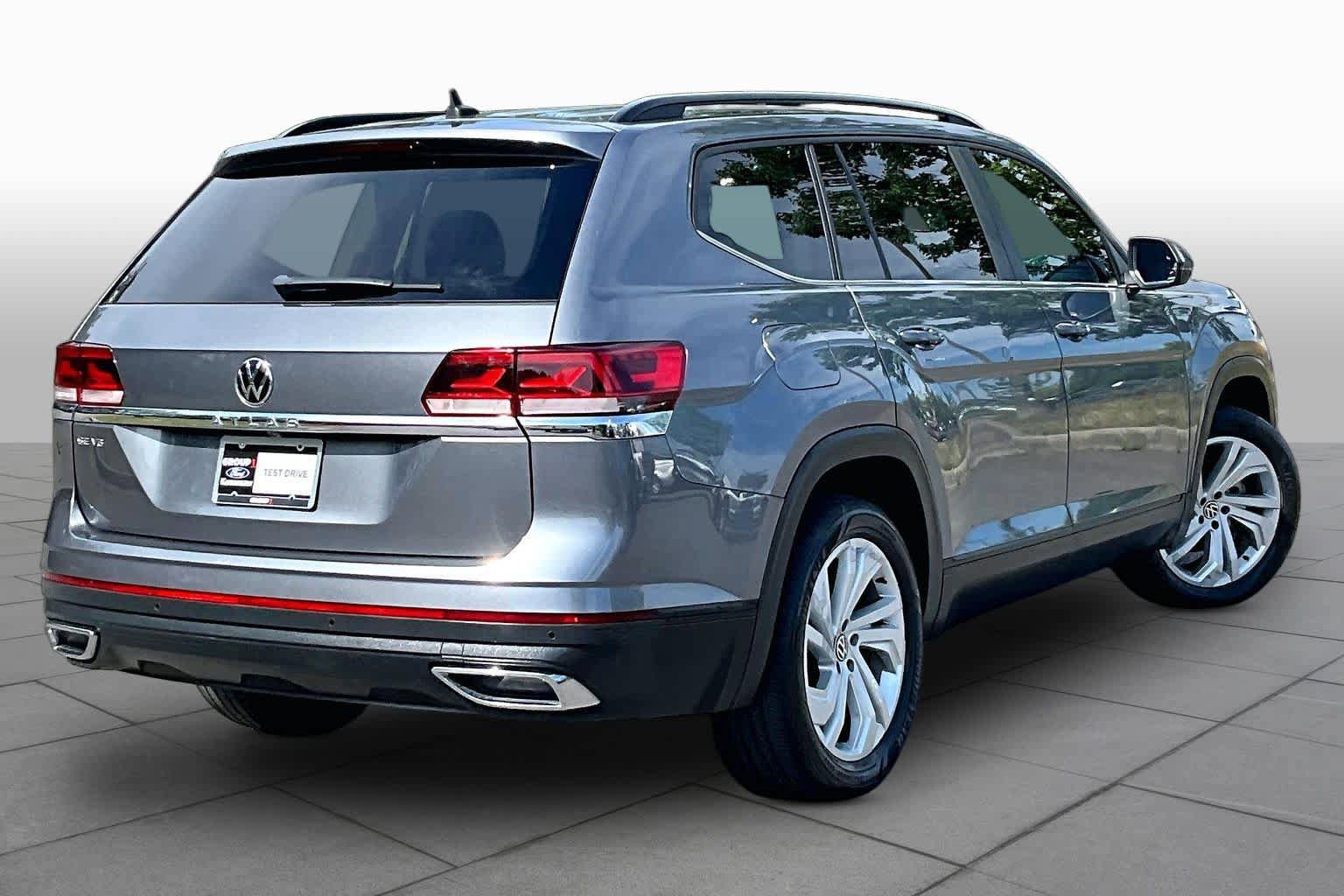 Used 2021 Volkswagen Atlas SE FWD image 13