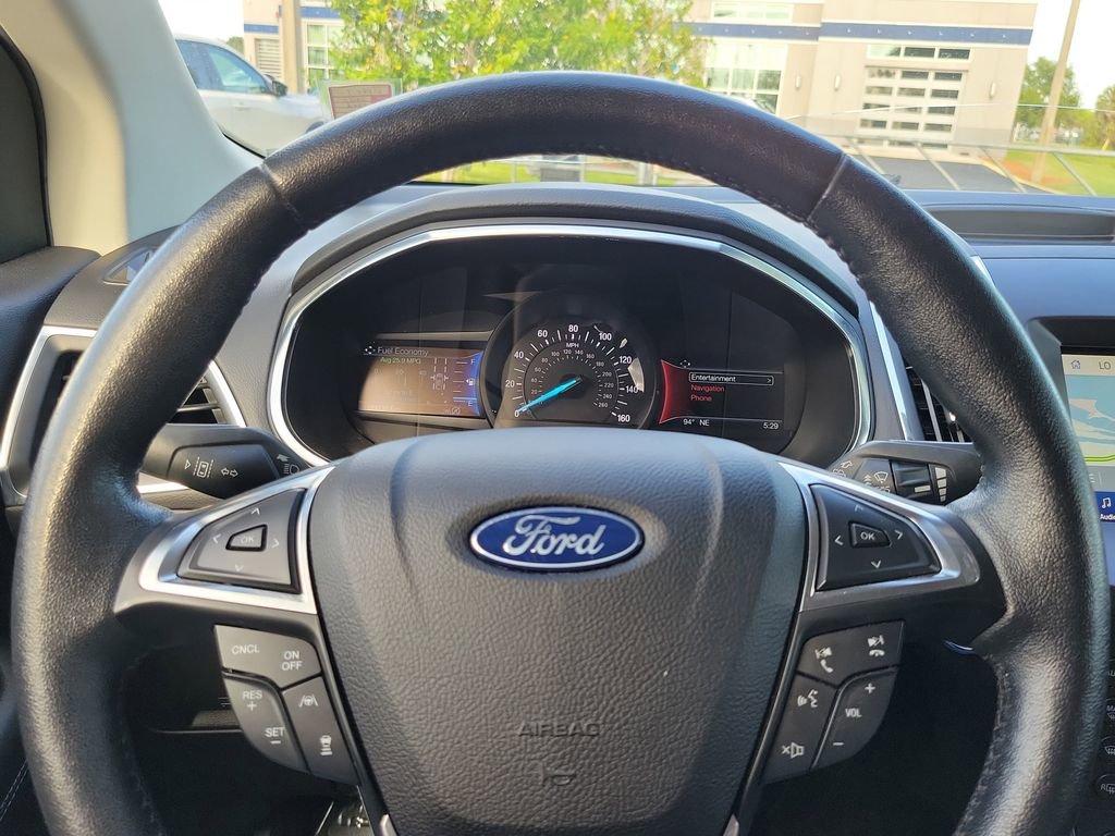 Used 2020 Ford Edge Titanium w/ Equipment Group 301A image 21