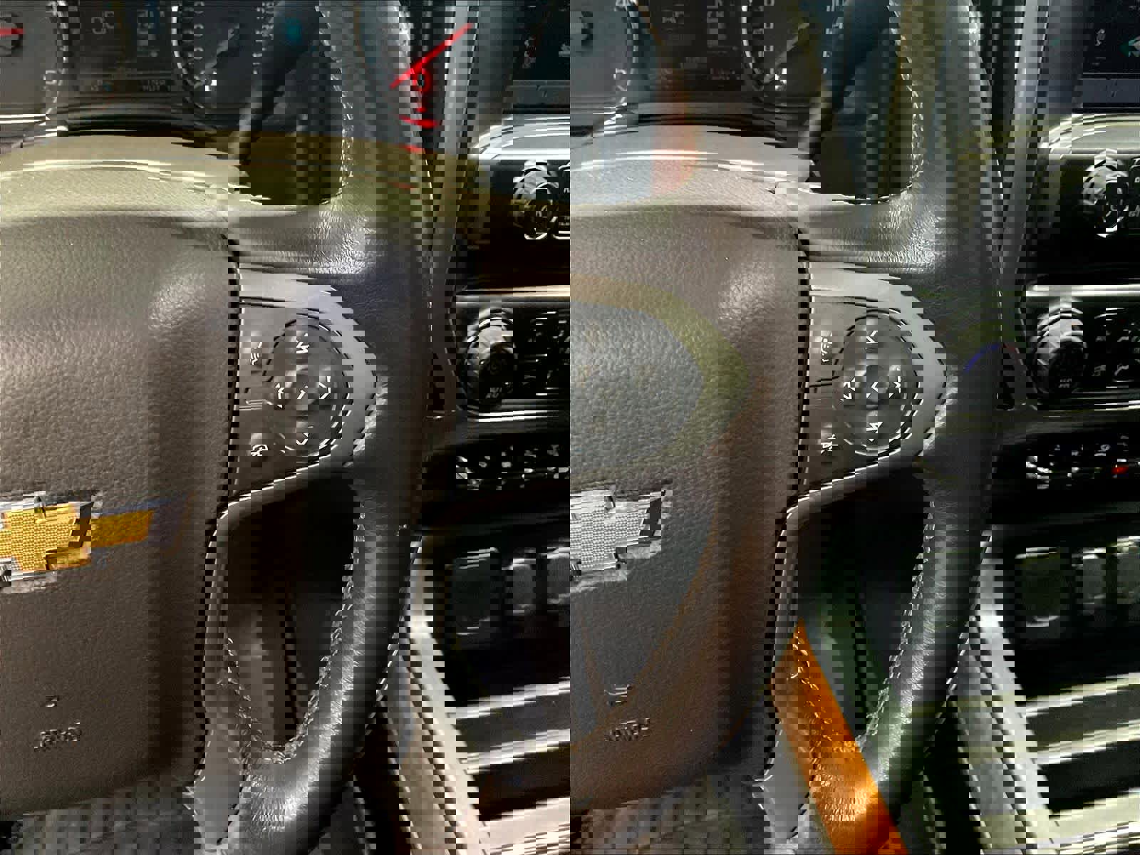 Used 2015 Chevrolet Silverado 2500 High Country w/ Duramax Plus Package image 20