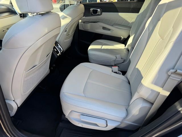 Certified 2023 Kia Sorento SX image 14