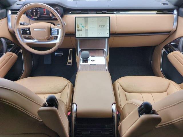 New 2026 Land Rover Range Rover Long Wheelbase SE AWD/4WD image 14