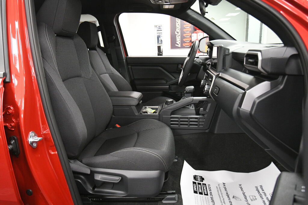 Used 2026 Toyota 4Runner SR5 image 25