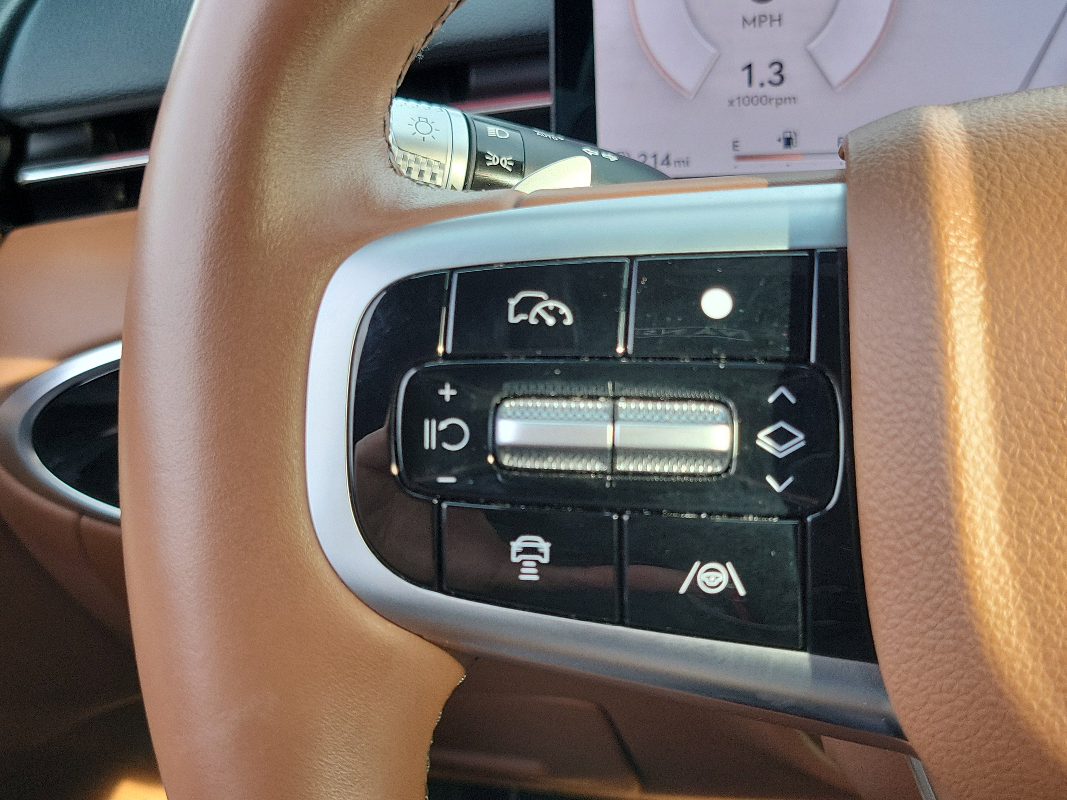 Certified 2026 Genesis GV70 2.5T Advanced image 7