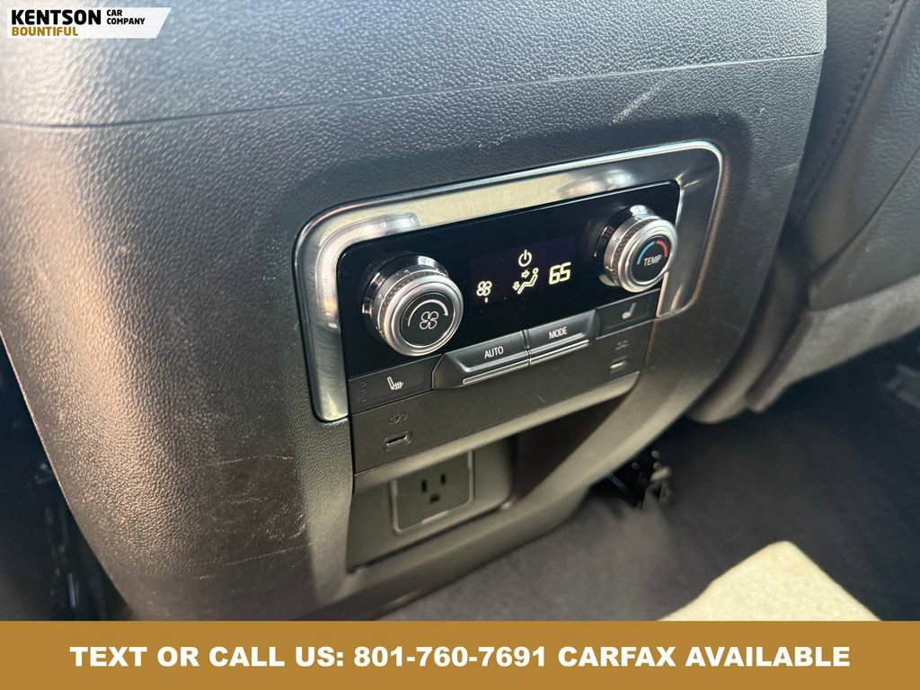 Used 2025 GMC Yukon XL Denali image 36