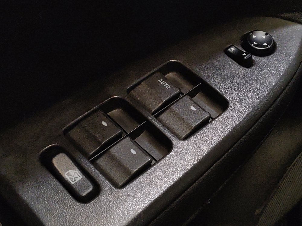 Used 2014 Chevrolet Impala LT w/ LT Sunroof Package image 27