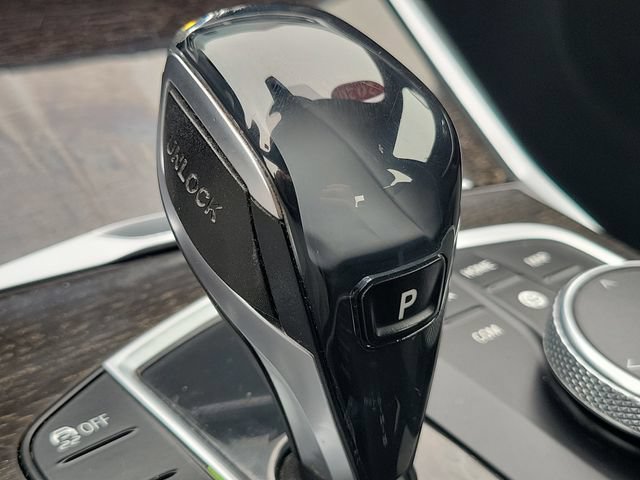 Used 2020 BMW 330i xDrive Sedan w/ Convenience Package AWD/4WD image 22