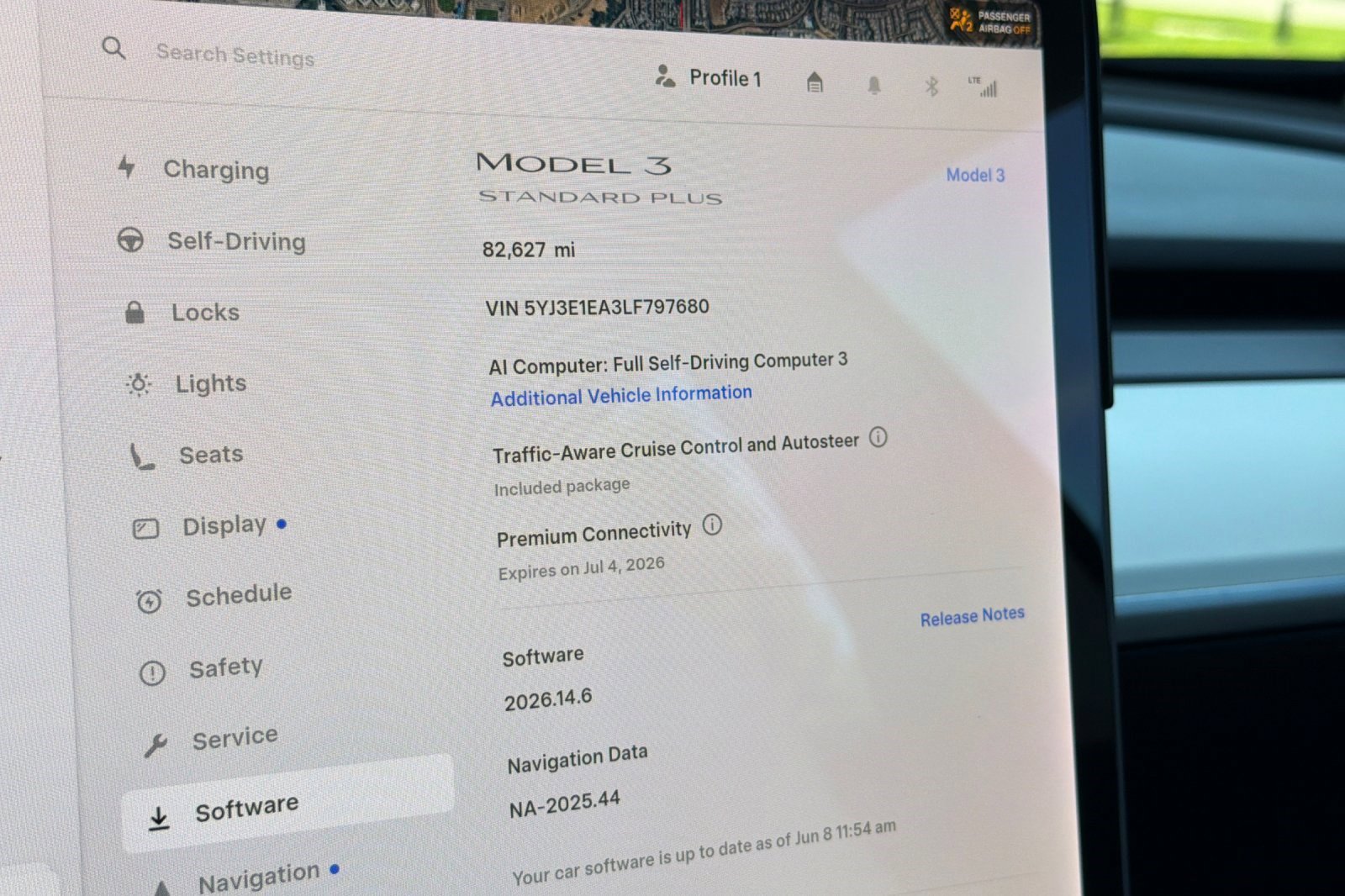 Used 2020 Tesla Model 3 Standard Range RWD image 36