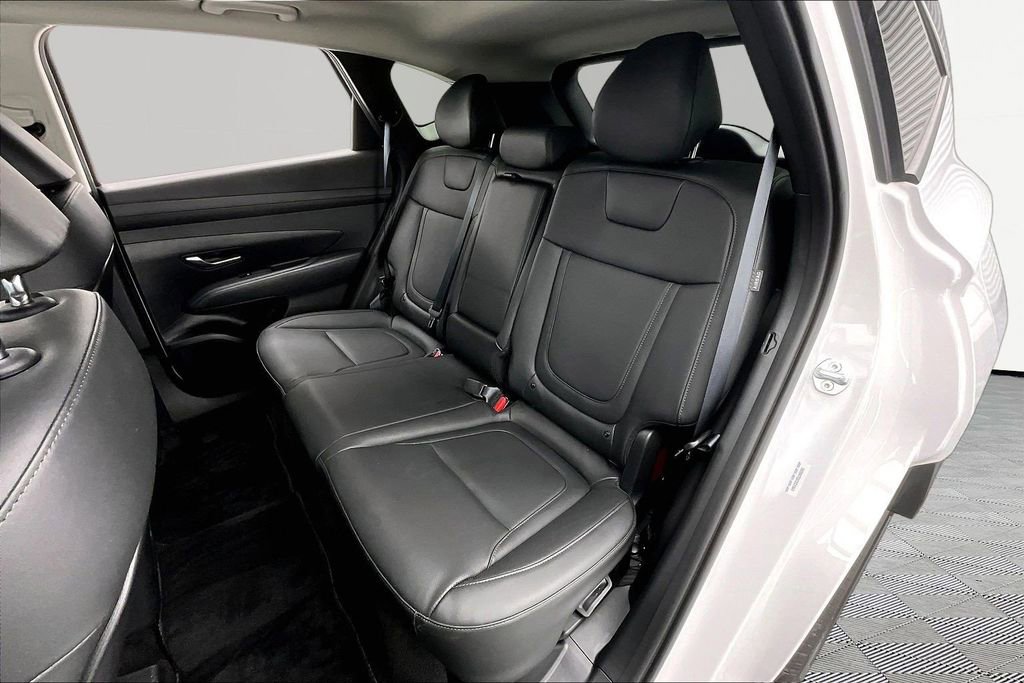 Used 2025 Hyundai Tucson SEL AWD/4WD image 26