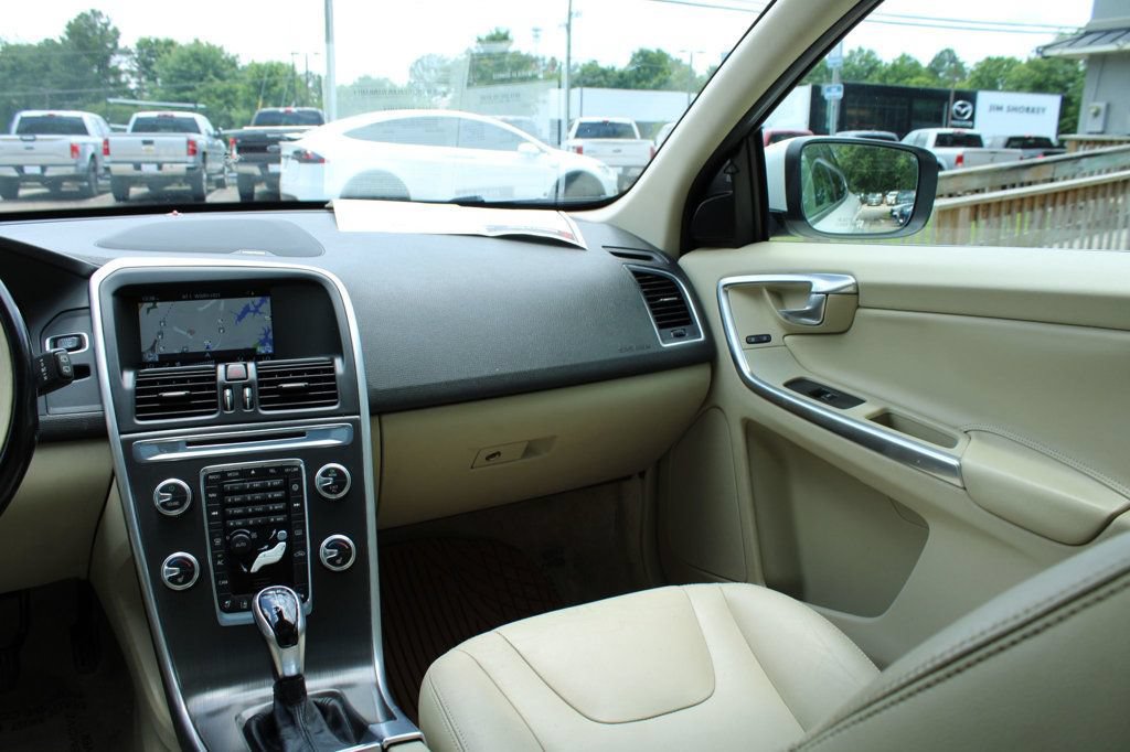 Used 2015 Volvo XC60 T6 Platinum AWD/4WD image 17