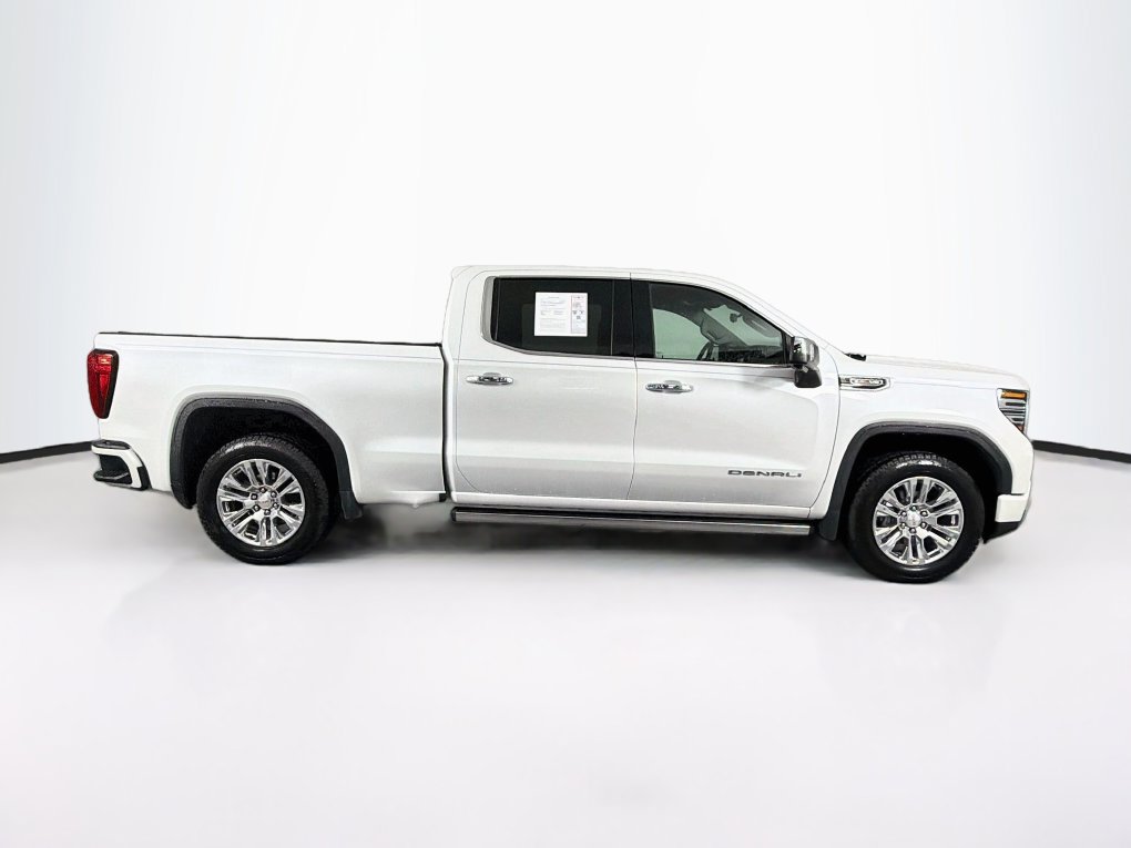 Used 2024 GMC Sierra 1500 Denali w/ Technology Package AWD/4WD image 11