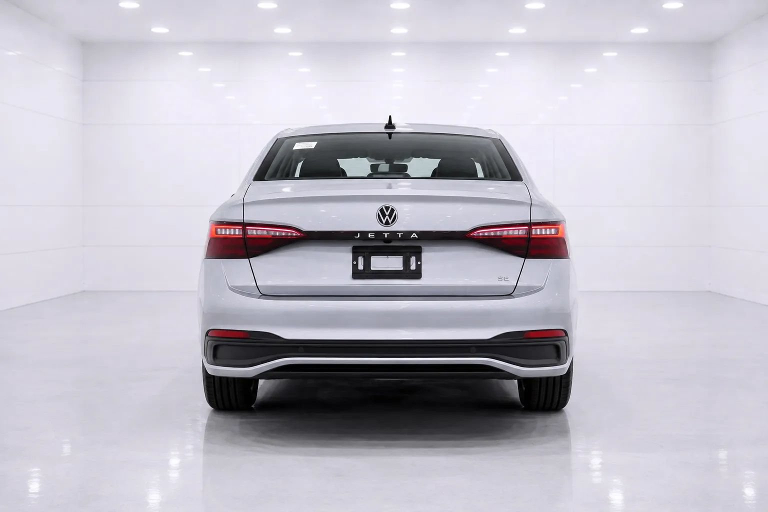 Used 2025 Volkswagen Jetta SE FWD image 4