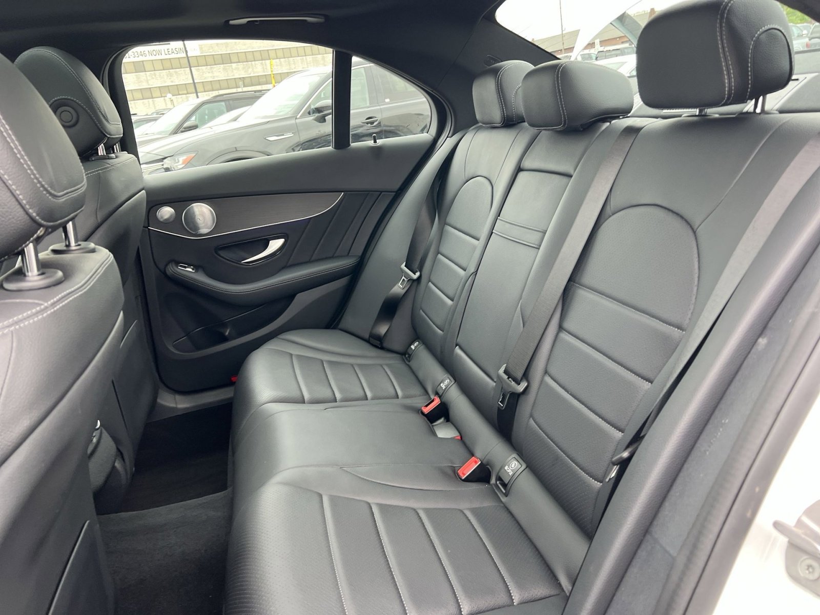 Used 2021 Mercedes-Benz C 300 4MATIC Sedan image 31