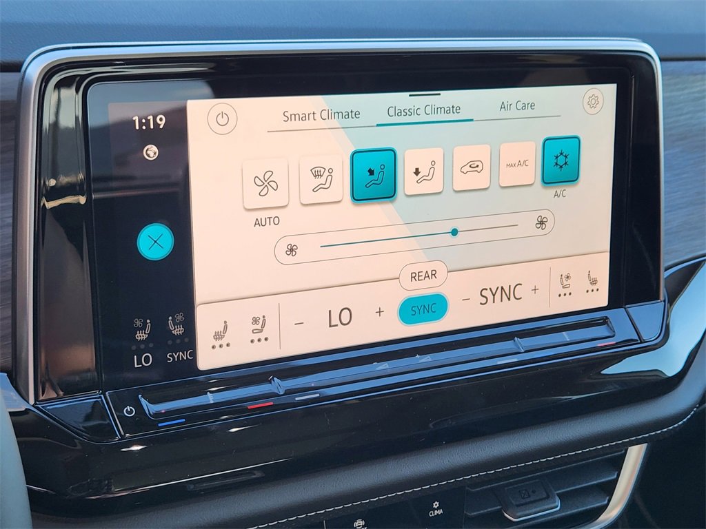 New 2026 Volkswagen Atlas SEL Premium R-Line image 14